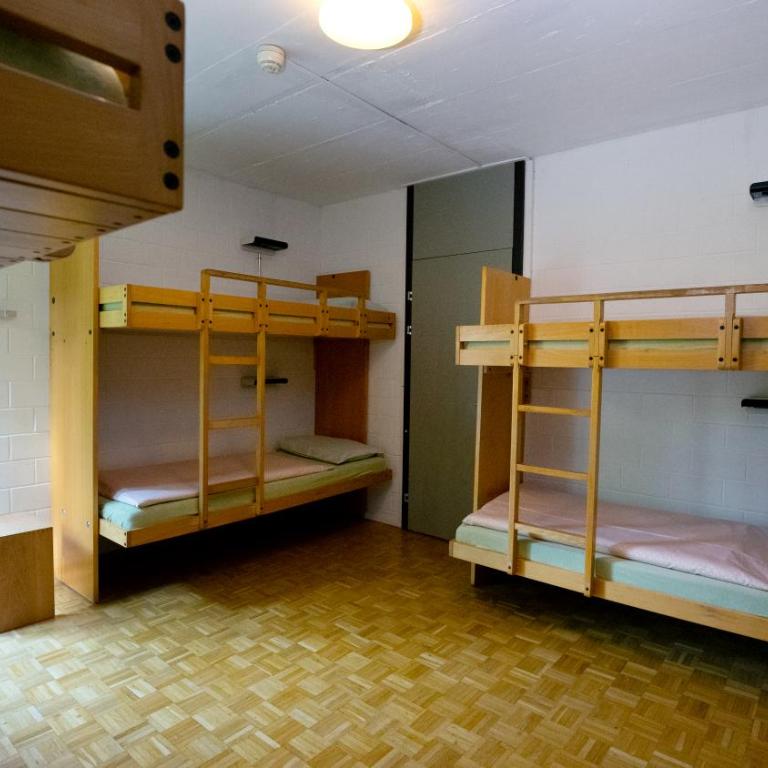 Luzern Youth Hostel - Bett im 6-Bett-Schlafsaal - 3