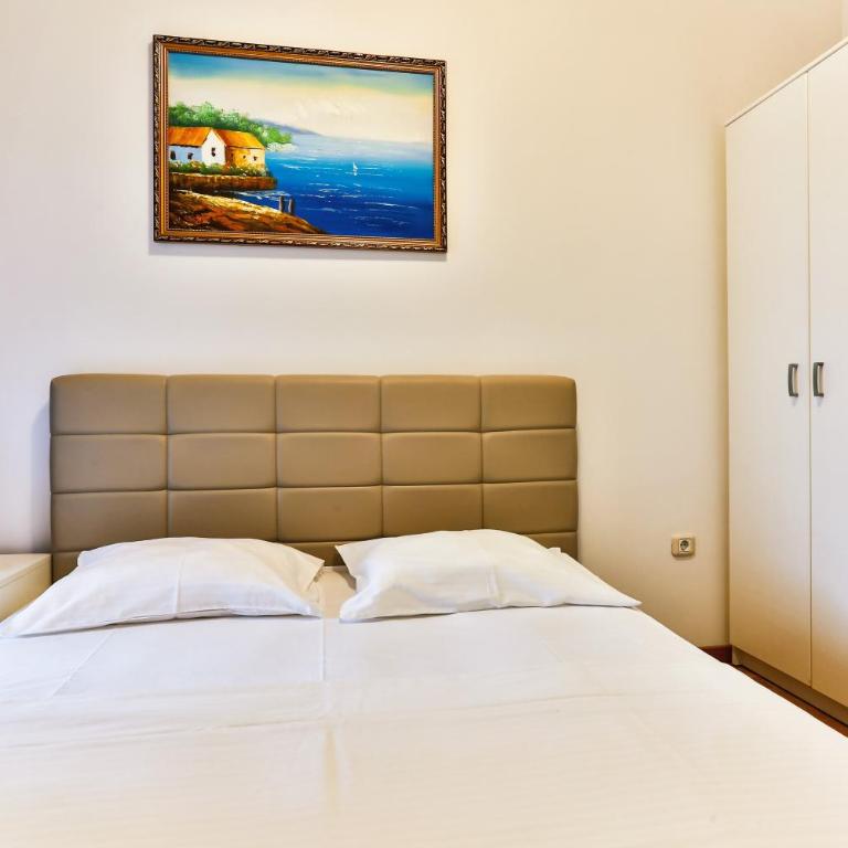 City Montesun apartments - One-Bedroom Apartment - 35