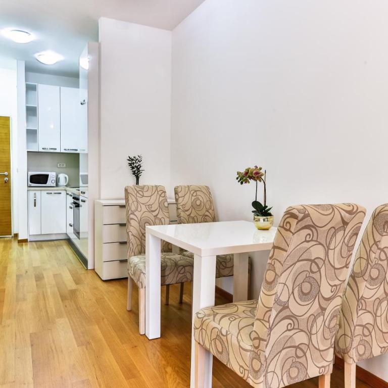 City Montesun apartments - One-Bedroom Apartment - 44