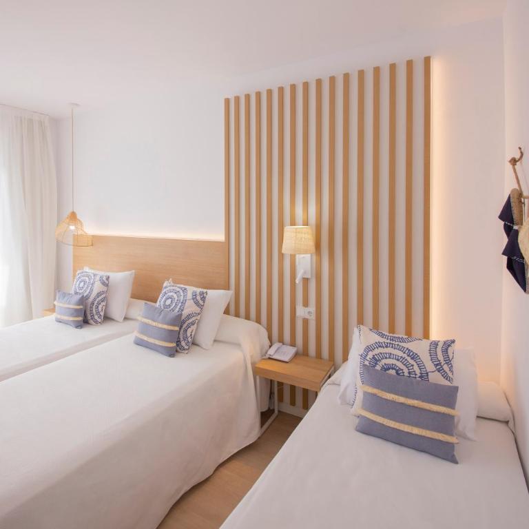 Hotel Cala Font - Habitación Triple (2 adultos + 1 niño) - 7