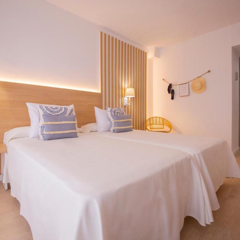 Hotel Cala Font - Habitación Doble - 2 camas - 10