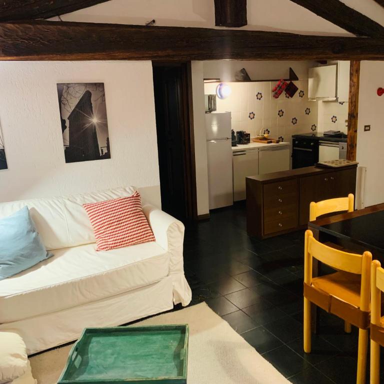 Hameau De Jadis - Two-Bedroom Chalet - 3