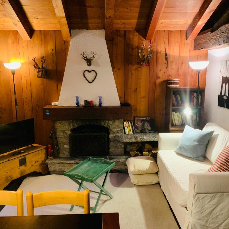 Hameau De Jadis - Two-Bedroom Chalet - 2
