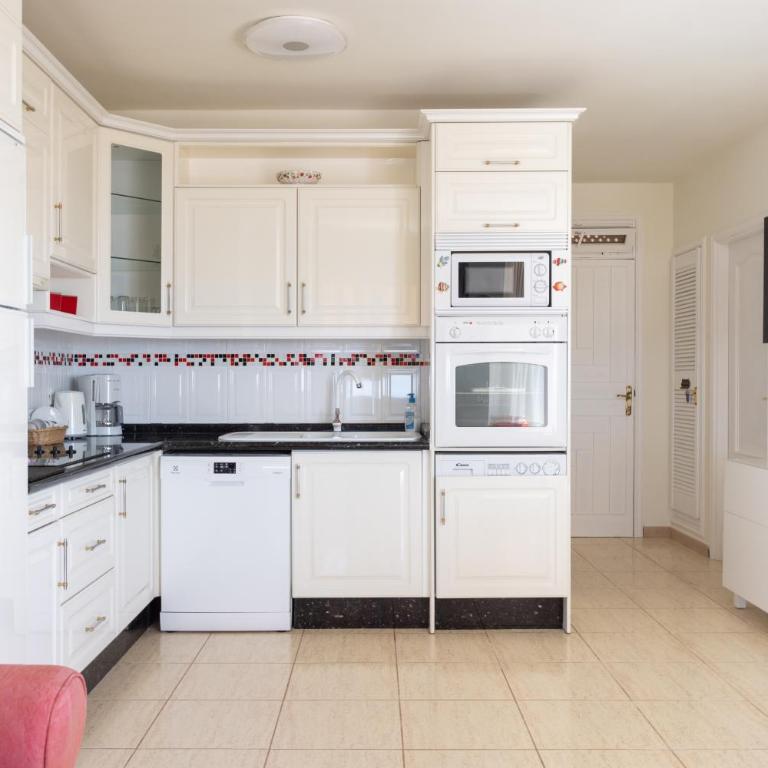Penthouse Palm Mar - One-Bedroom Apartment - 35