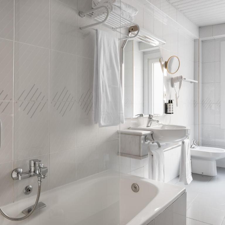 Crisol Almirante Bonifaz - Habitación Triple Estándar - 2