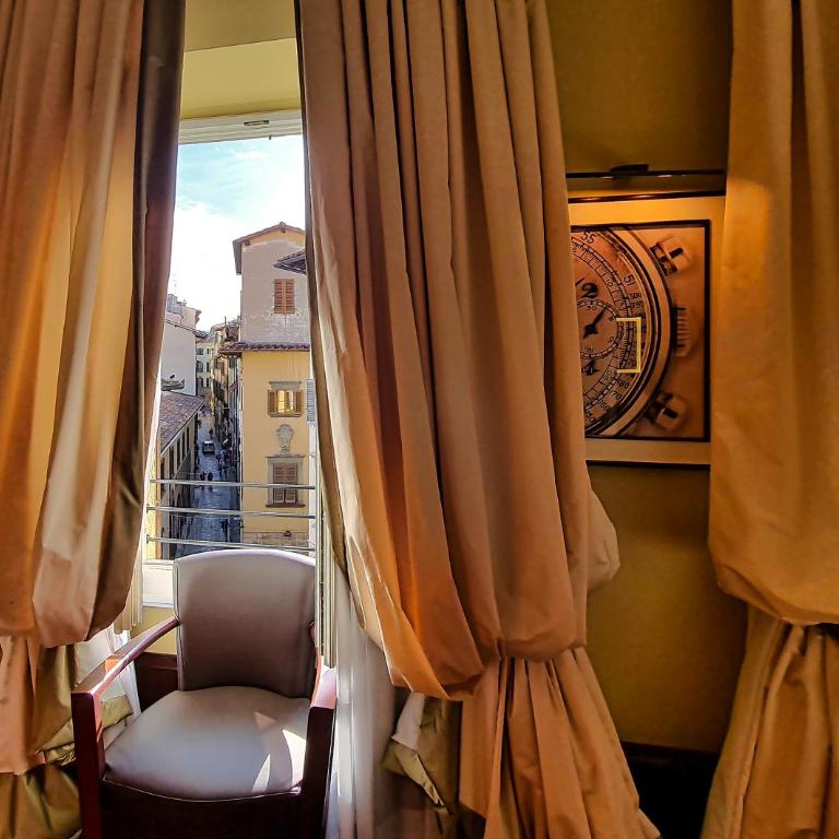 Hotel L'Orologio Firenze - WTB Hotels - Camera Matrimoniale Deluxe - 10