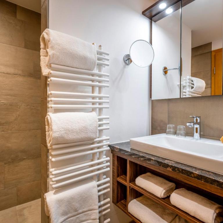 Hotel am Haslinger Hof - Doppelzimmer mit Balkon - 6
