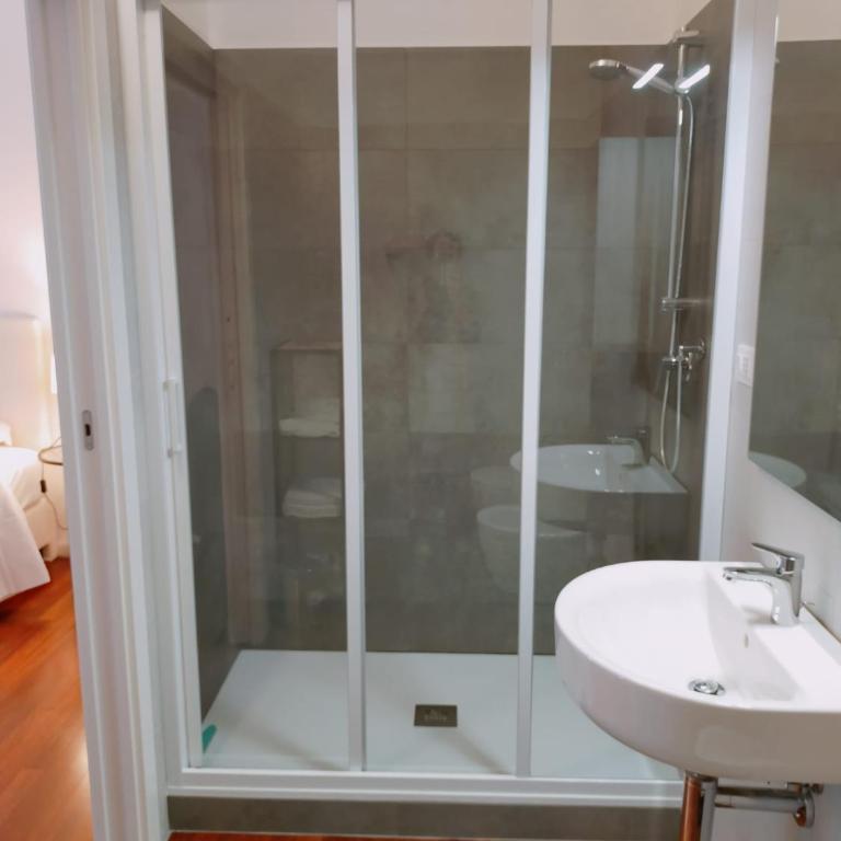 Ca' Palazzo - Camera Matrimoniale con Bagno Privato - 11