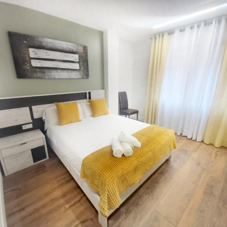 San Antón Piso de lujo centro con Aire ac by Apartamentos Logrono - Apartamento de 3 dormitorios - 5