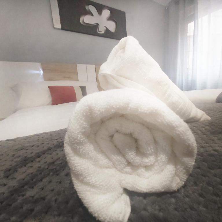 San Antón Piso de lujo centro con Aire ac by Apartamentos Logrono - Apartamento de 3 dormitorios - 45