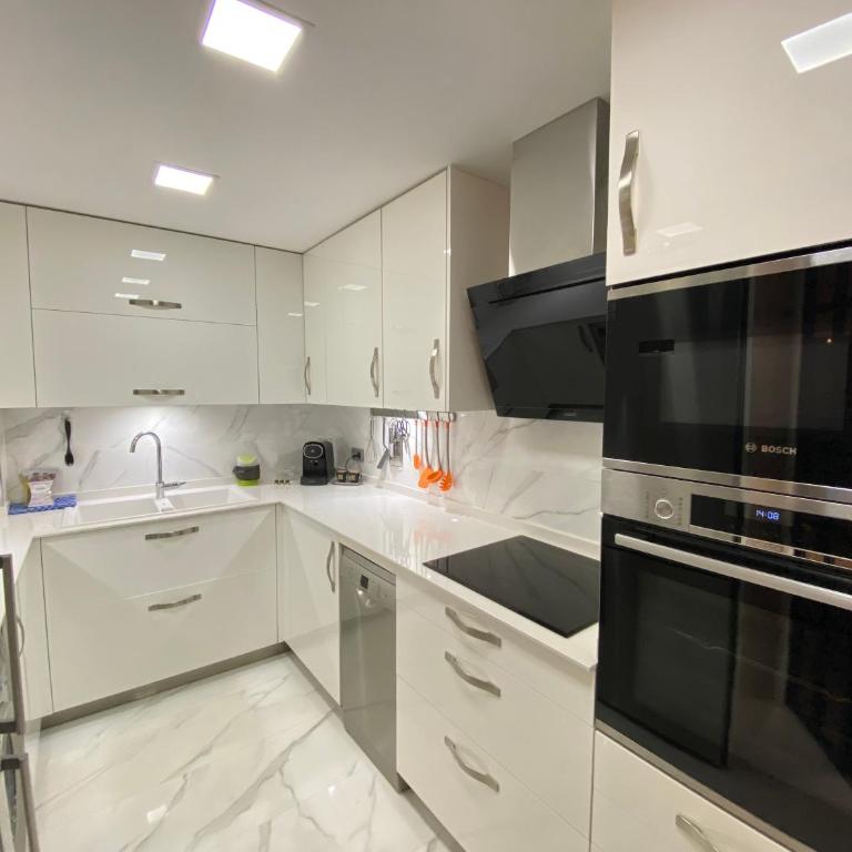 Plaza España - Apartamento en el Centro - One-Bedroom Apartment - 10