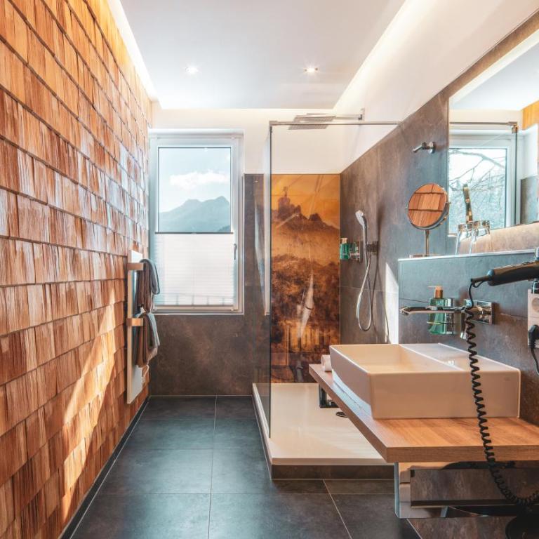 Villa Sonnenhof Boutique-Hotel - Superior Doppelzimmer mit Balkon und Panoramablick - 2