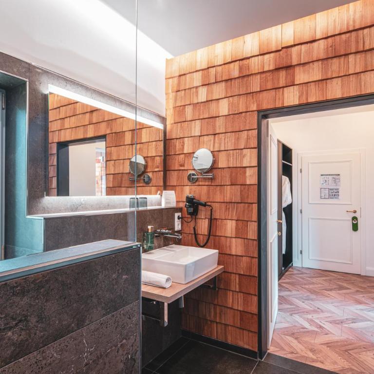 Villa Sonnenhof Boutique-Hotel - Junior Suite mit Sauna - 8