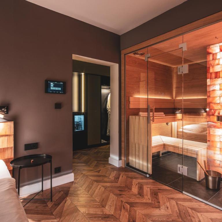 Villa Sonnenhof Boutique-Hotel - Junior Suite mit Sauna - 12