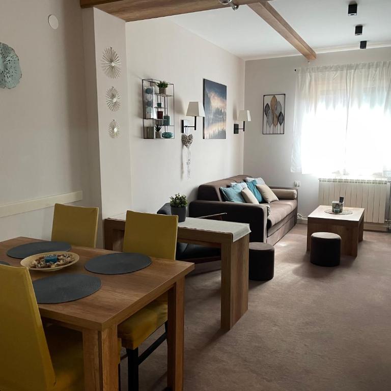 Lola Apartment - Župa, Kopaonik - One-Bedroom Apartment - 3
