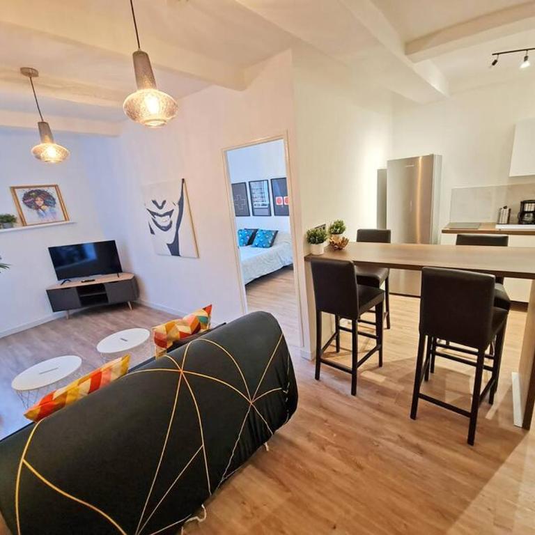 GregBnb - T2 Design 43m2 - Toulon Est - Wifi Fibre - n2 - One-Bedroom Apartment - 1