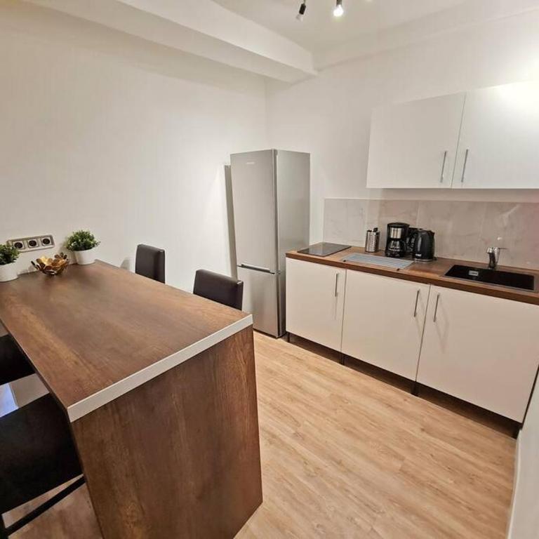 GregBnb - T2 Design 43m2 - Toulon Est - Wifi Fibre - n2 - One-Bedroom Apartment - 16