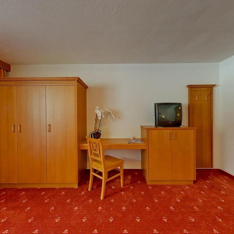 Hotel Bruno - Dreibettzimmer - 4