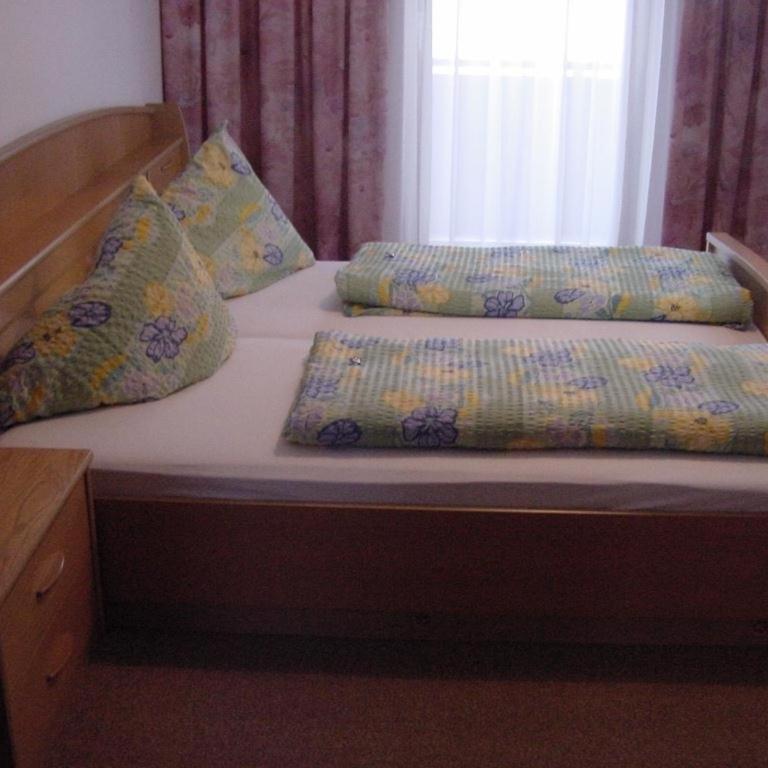 Ferienwohnungen Miklautsch - Apartment mit 2 Schlafzimmern und Balkon oder Terrasse - Nebengebäude - 8