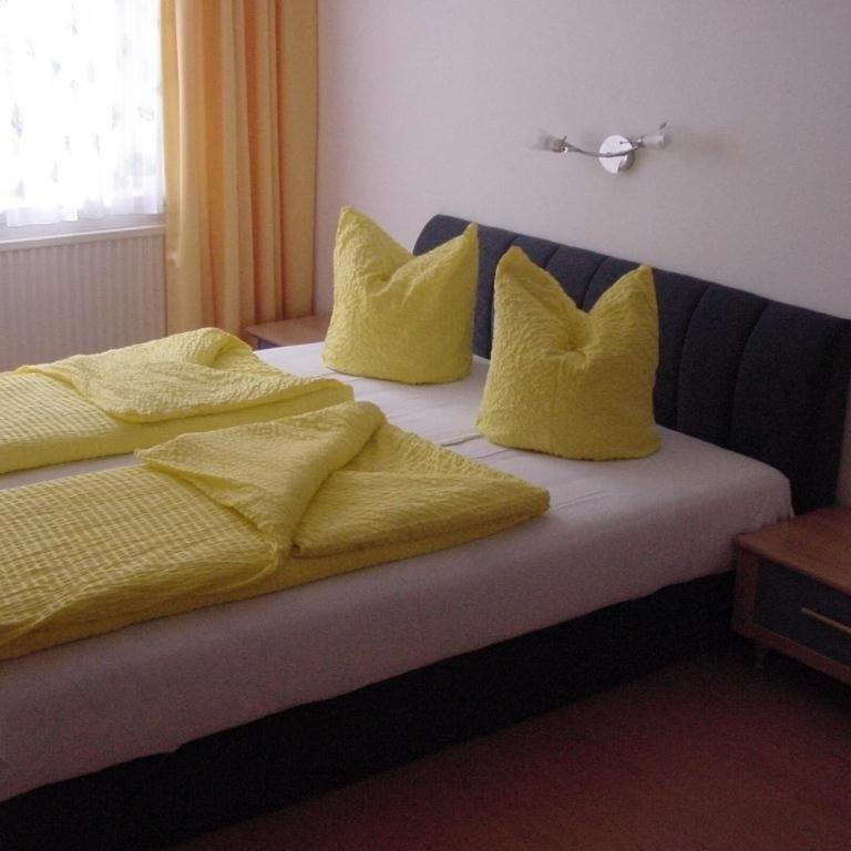 Ferienwohnungen Miklautsch - Apartment mit 2 Schlafzimmern und Balkon oder Terrasse - Nebengebäude - 11