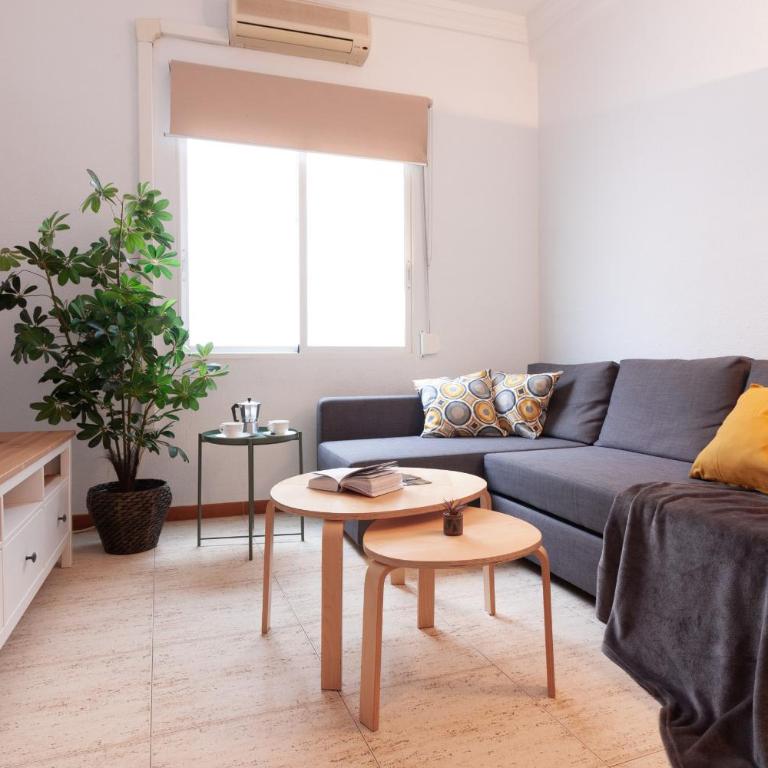 Sea & Wave Soho Family Apartment - Three-Bedroom Apartment - 4