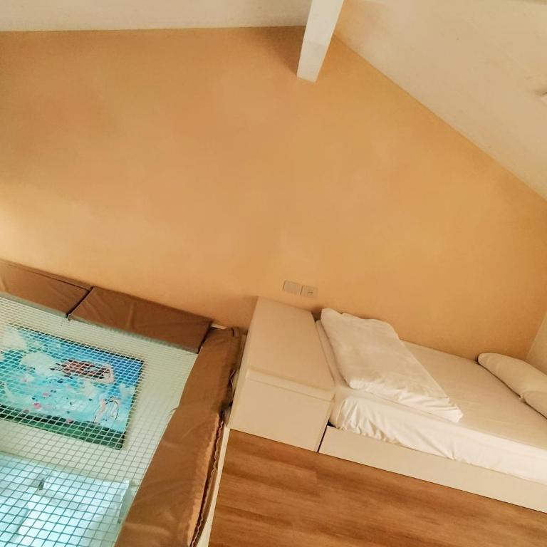 Borgo Stazione Bike Inn - Camera Matrimoniale Familiare - 12