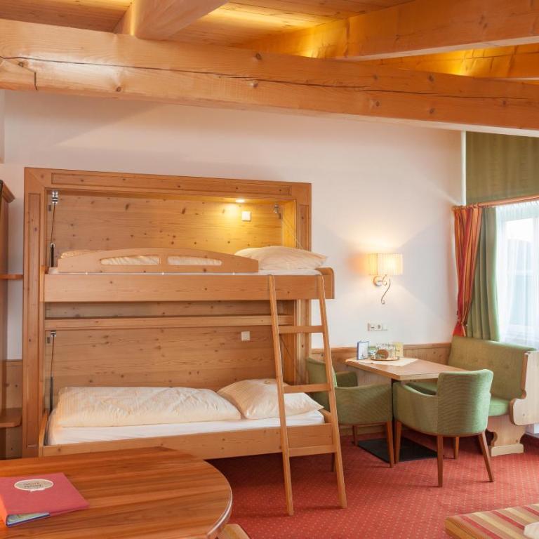 Hotel-Pension Wagnermigl - Familienzimmer (2 Erwachsene + 2 Kinder) - 5