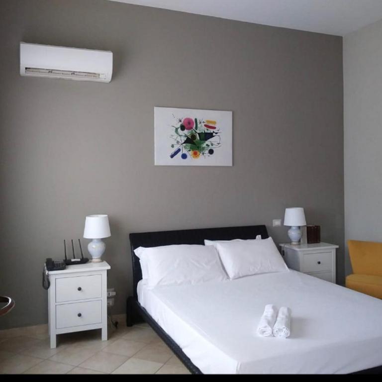 Colonna Rooms & apartment - Ampia Camera Matrimoniale - 5