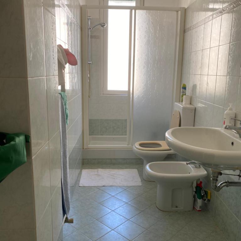 Home Rapallo - Appartamento con 2 Camere da Letto - 7