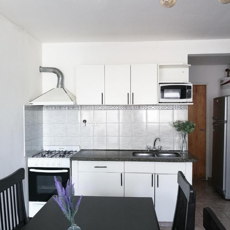 DEPARTAMENTOS Las Araucarias- 2 a 5 personas con estacionamiento - Apartamento de 1 dormitorio - 3