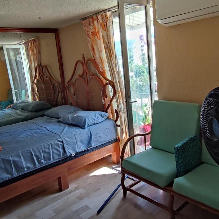 IOW4 LM Junior Suite - Cama en habitación compartida mixta de 4 camas - 10