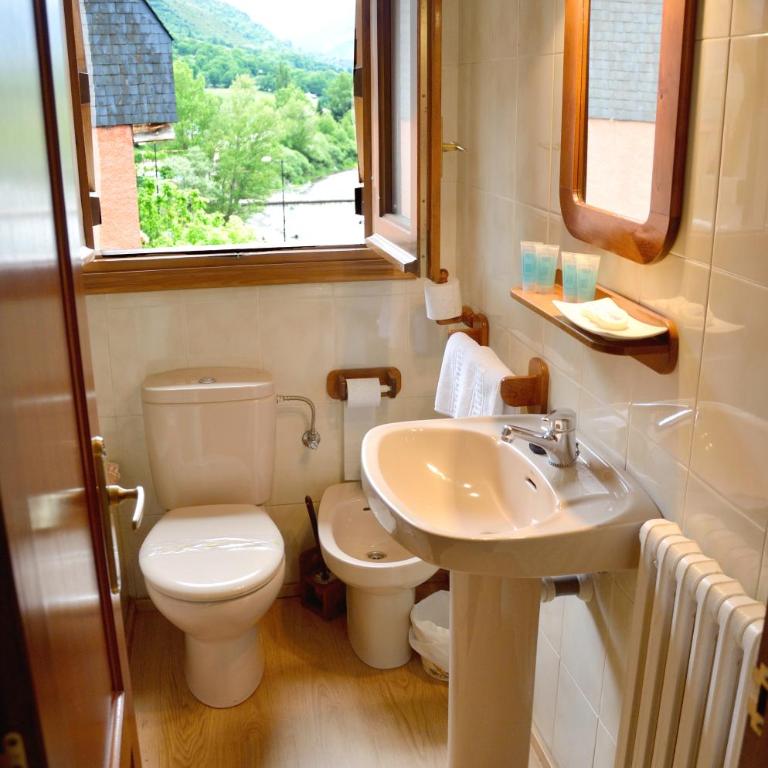 Hostal Casa Rosita - Camera Familiare (2 Adulti + 2 Bambini) - 1