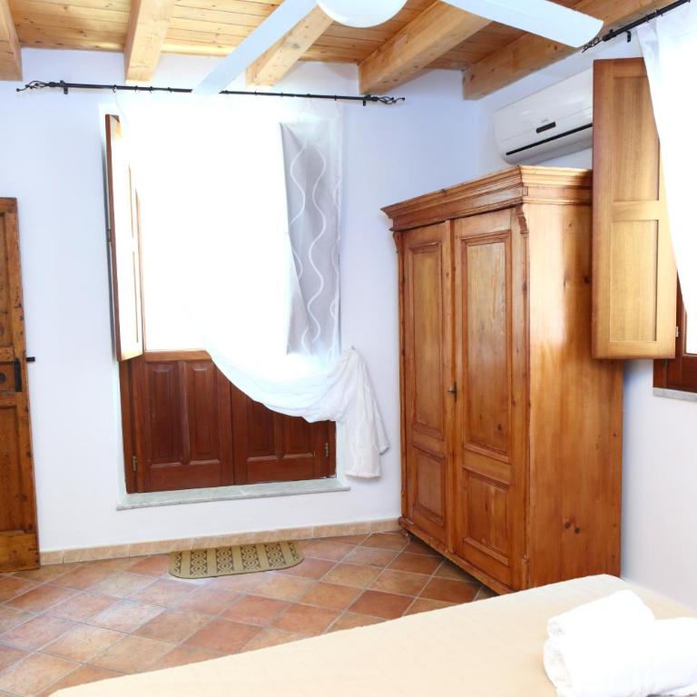 Terrazza Vittorio (by Vacation Service) - Two-Bedroom House - 12