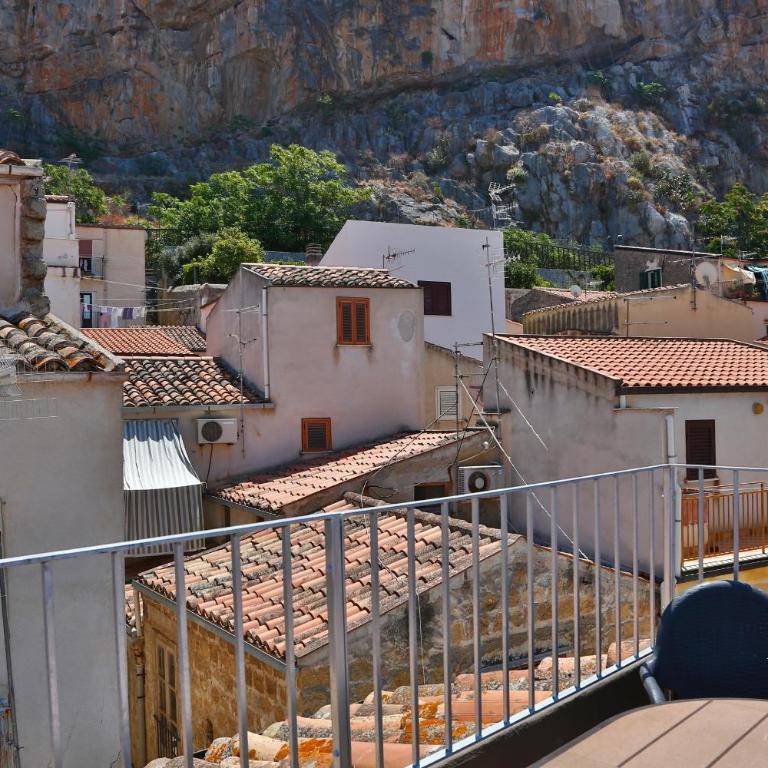 Terrazza Vittorio (by Vacation Service) - Two-Bedroom House - 5