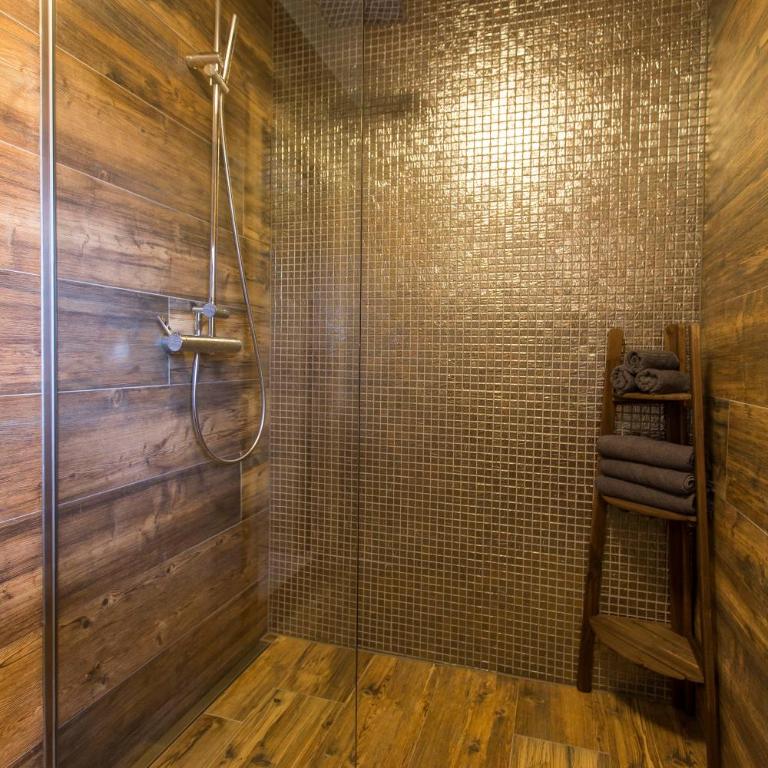 Forest Chalet, all famous ski areas around us, 15 min to city of salzburg, mountainview, panorama sauna, bath whirlpool, fire pit in garden up to 10 p - Haus mit 4 Schlafzimmern - 29