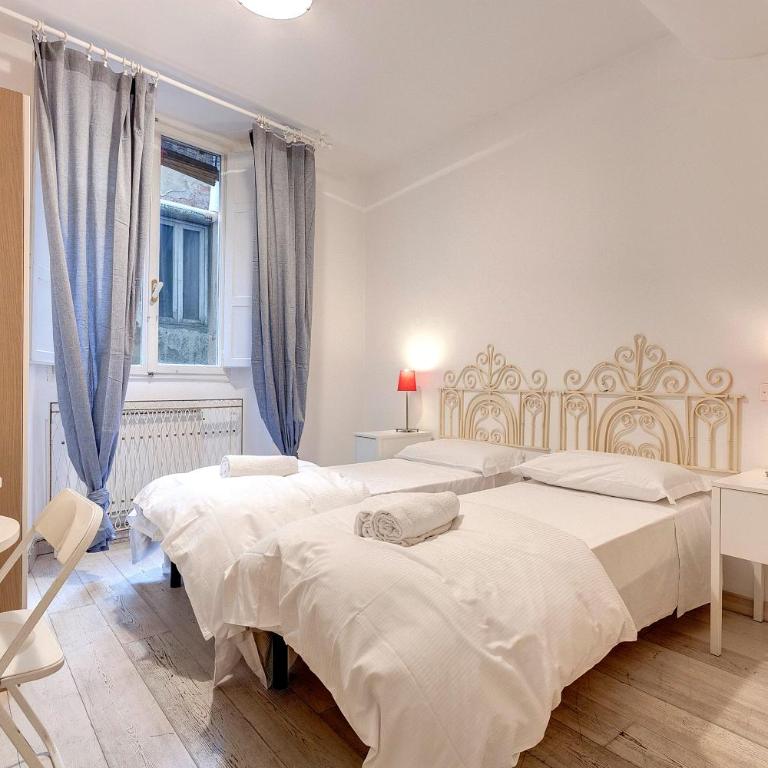 Parione 12 - Appartamento con 2 Camere da Letto - 10