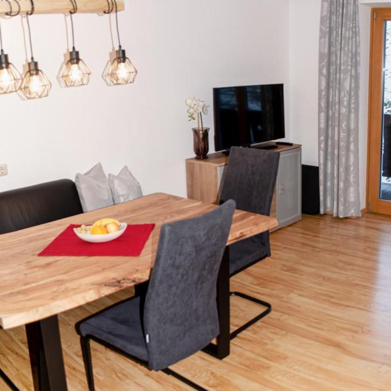 Appartements Lederer - Apartment mit Balkon - 2