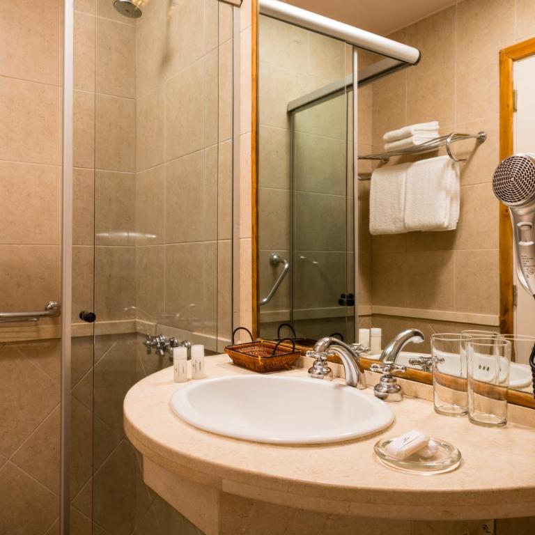 Sol Arrayan Hotel & Spa - Habitación Doble Clásica con vistas al lago - 6