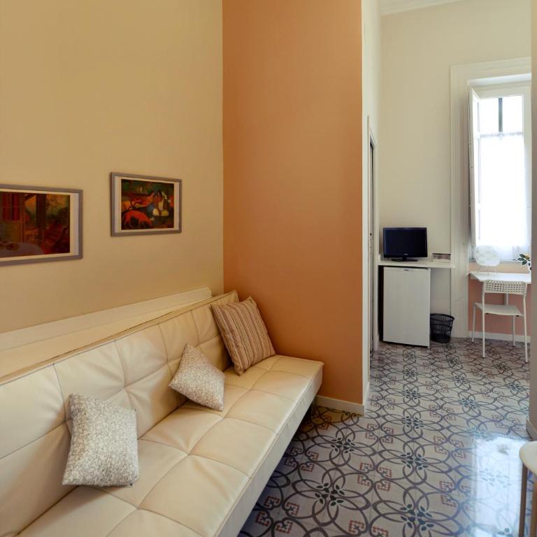 *1*7*4* Via Roma - Camera Singola - 3