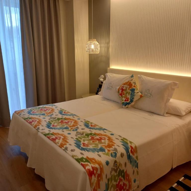 La Puerta de Nerja BOUTIQUE - Adults Recommended - Habitación Doble Deluxe - 2 camas - 3