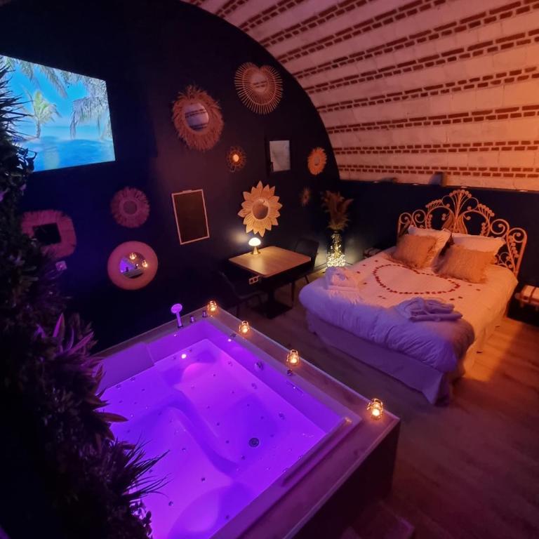 La Parenthèse Envoutée - Studio Lit Queen-Size de Luxe - 5