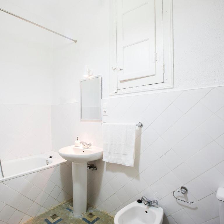 Total Valencia Terrace - Five-Bedroom Apartment with Terrace - 25