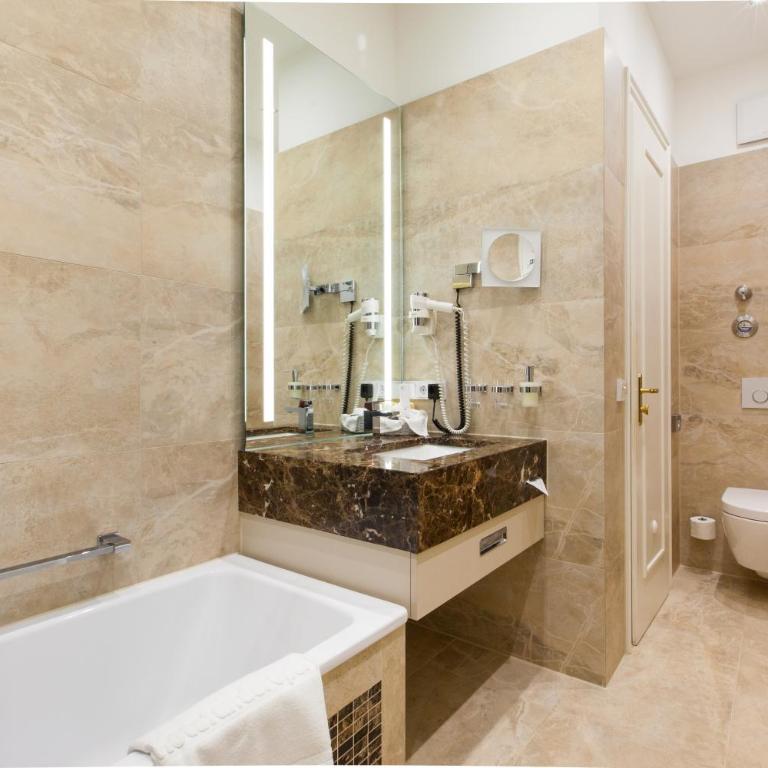 Hotel an der Oper - Apartment mit Küche - 1