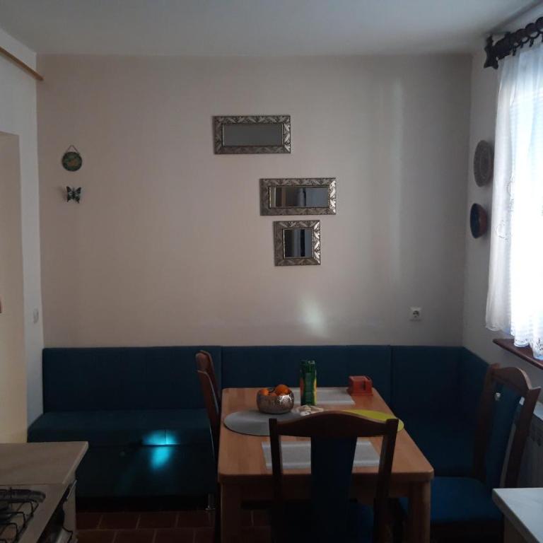 Apartman Oasis 2 Ilidza - Apartman - 9