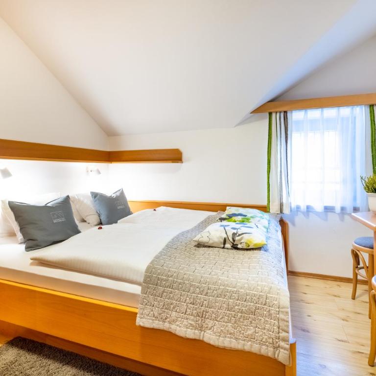 Sportpension Bergblick - Apartment mit 1 Schlafzimmer und Balkon - 4