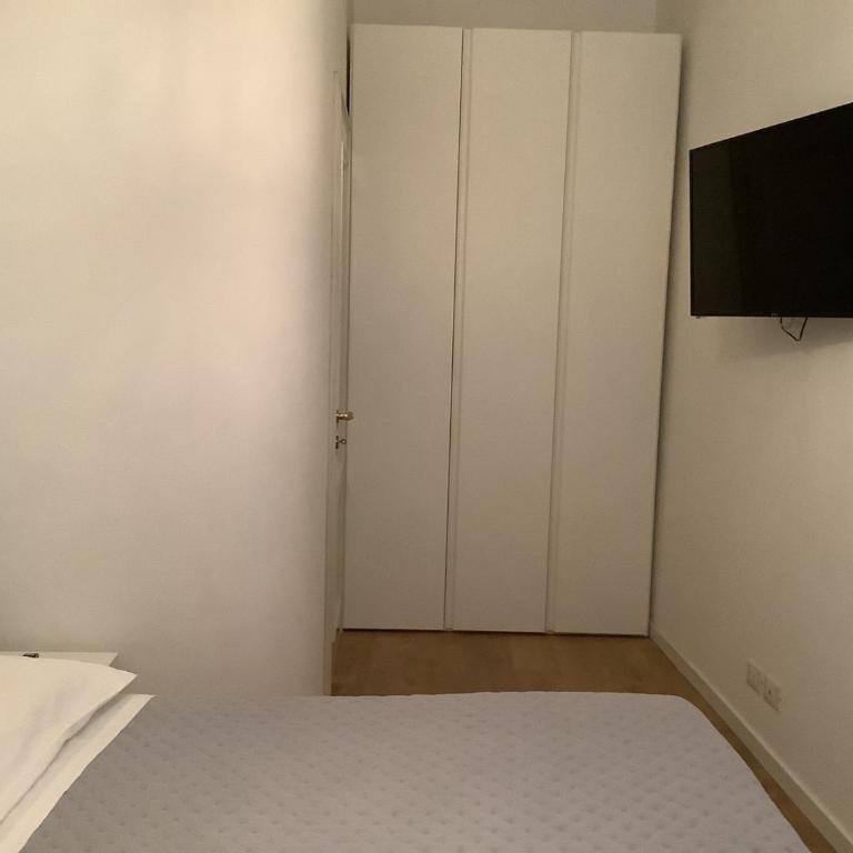 Lella's Home - Two-Bedroom Apartment - 6