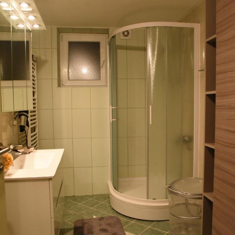 CIRIĆ APARTMANI - Apartman sa 3 Spavaće Sobe - 13