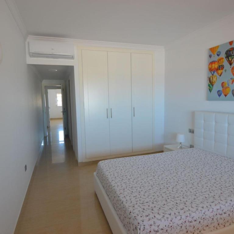 DeLuxe Apt. 110qm+Terrasse 60qm Pool WIFI Golf Yachthafen - Apartamento de 2 dormitorios - 23