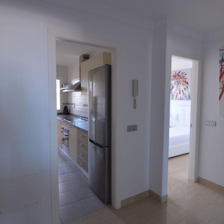 DeLuxe Apt. 110qm+Terrasse 60qm Pool WIFI Golf Yachthafen - Apartamento de 2 dormitorios - 24