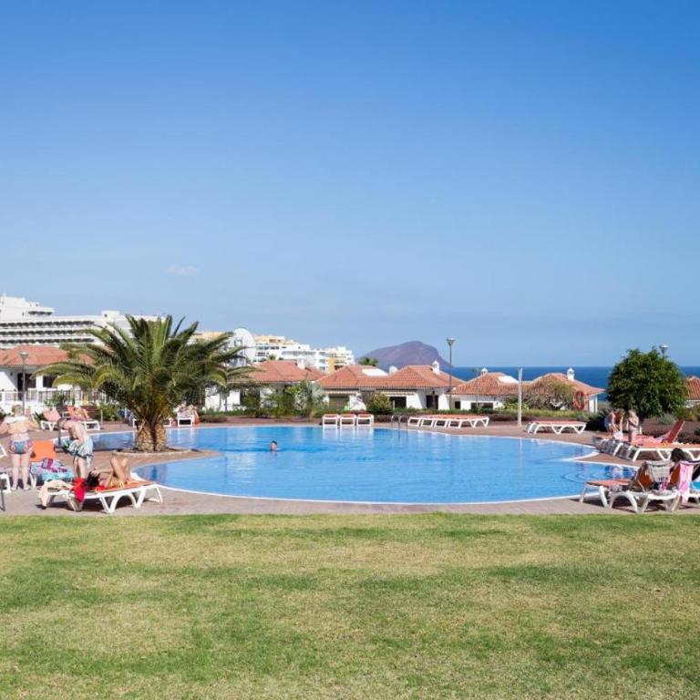 DeLuxe Apt. 110qm+Terrasse 60qm Pool WIFI Golf Yachthafen - Apartamento de 2 dormitorios - 25